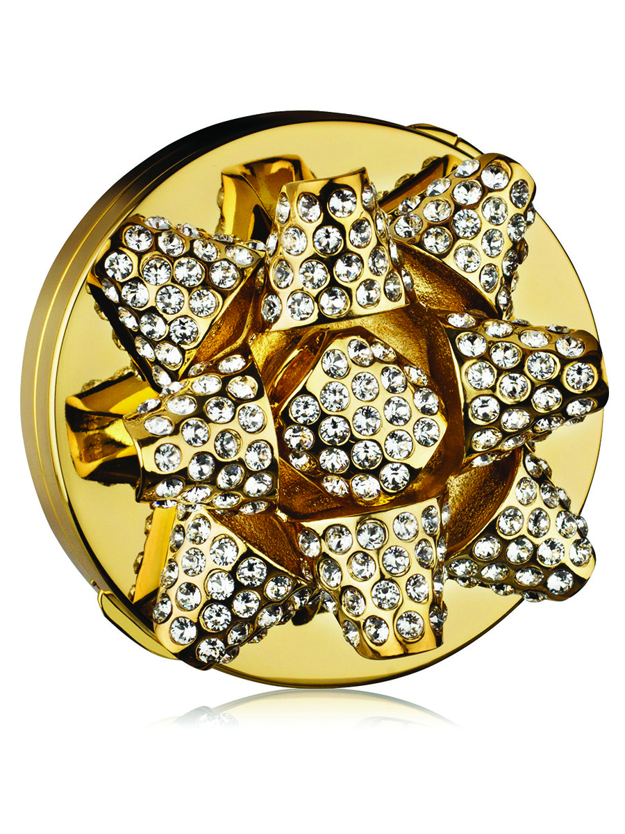 For Mom: Chic & Compact