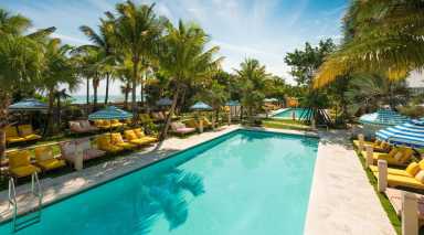 ThompsonMiami_Pool_resize-1200×667