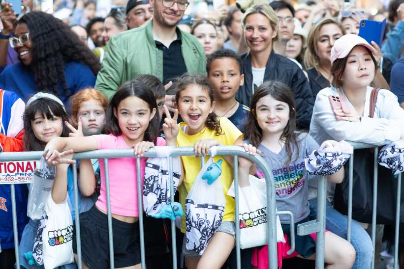 Brooklyn’s Iconic Dumbo Drop Returns with Parachuting Elephants and Family Fun!